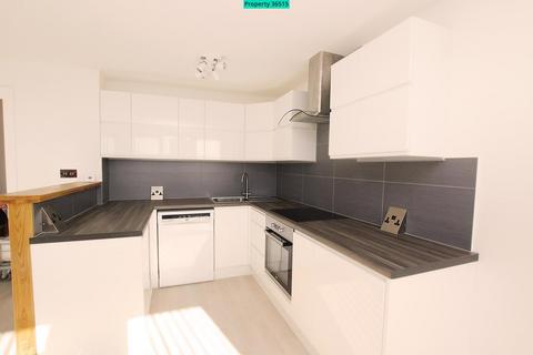 4 bedroom flat to rent, Badric Court, 5 Yelverton Road, London, SW11 3SR