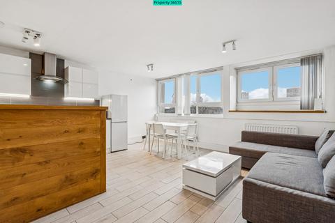 4 bedroom flat to rent, Badric Court, 5 Yelverton Road, London, SW11 3SR