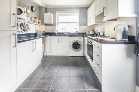 66 Arundel Road, Benfleet, SS7 4EF