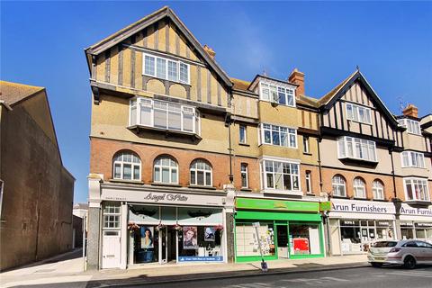 21b Beach Road, Littlehampton, BN17 5JA