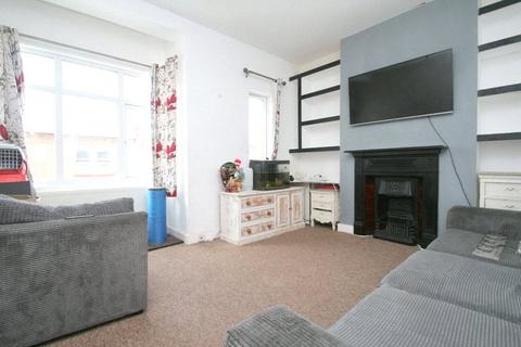 21b Beach Road, Littlehampton, BN17 5JA