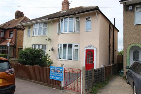 69 Carrs Road, Clacton-on-sea, CO15 3EU
