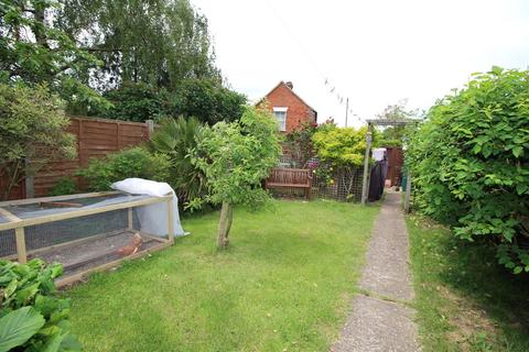 69 Carrs Road, Clacton-on-sea, CO15 3EU