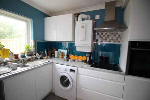 69 Carrs Road, Clacton-on-sea, CO15 3EU