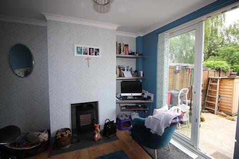 69 Carrs Road, Clacton-on-sea, CO15 3EU