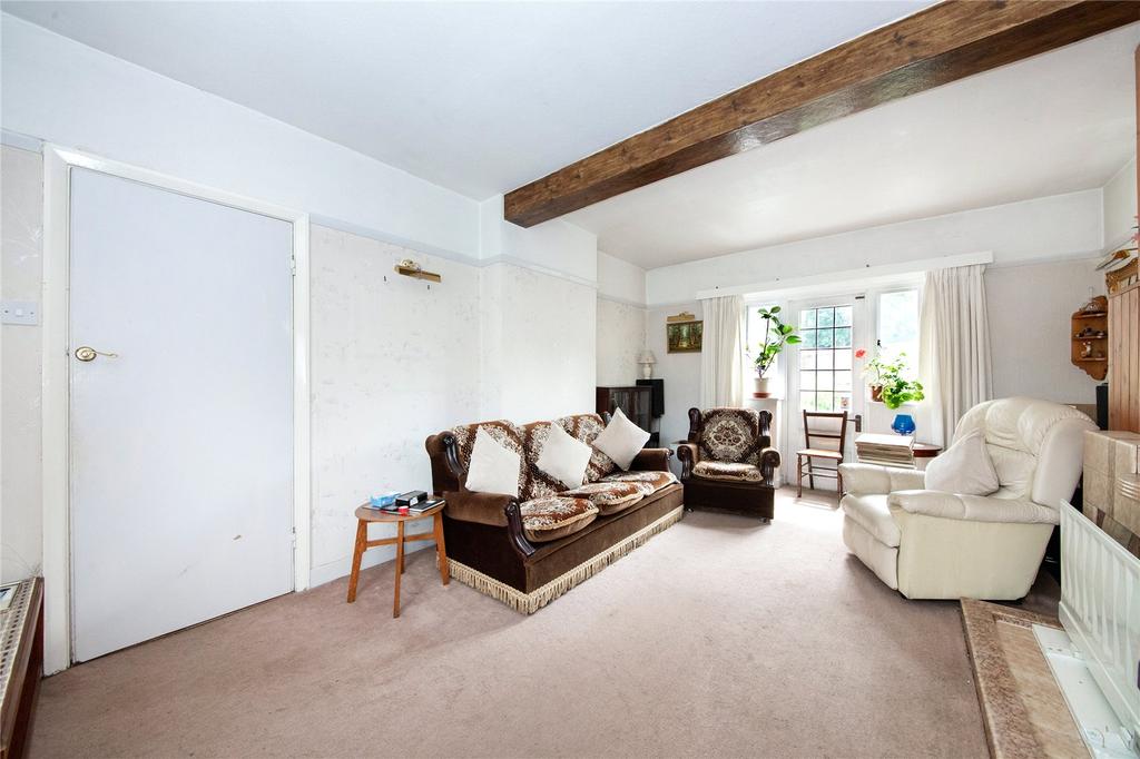 Well Hall Road, Eltham, SE9 3 bed semidetached house £400,000