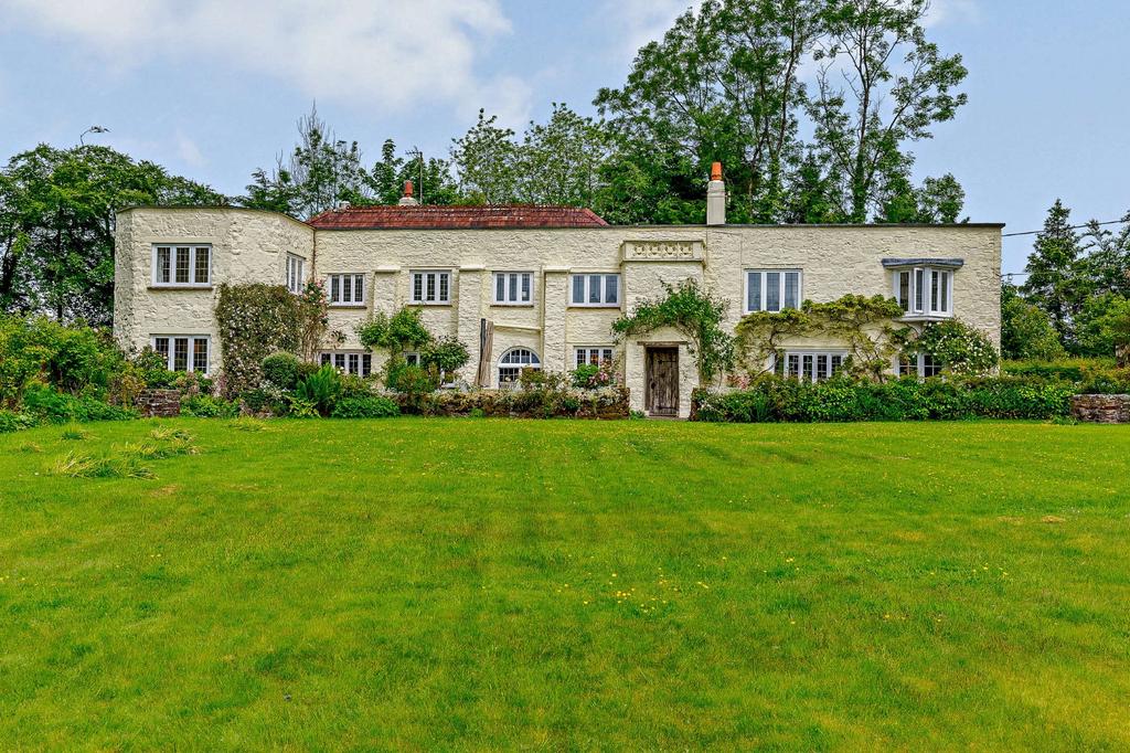 Gogland Manor