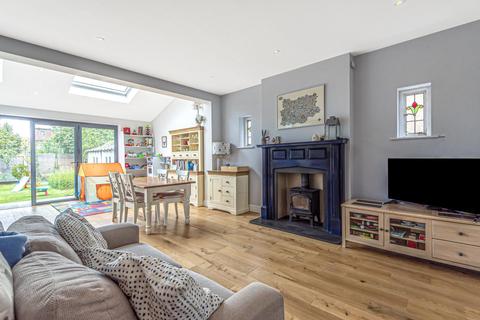 15 Northway, Morden, SM4 4HE