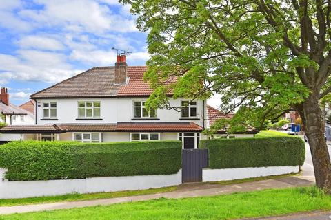 38 Hookstone Road, Harrogate, HG2 8BW