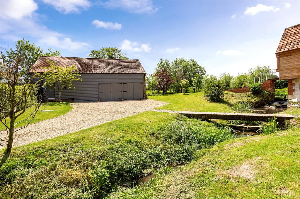 Outbuilding