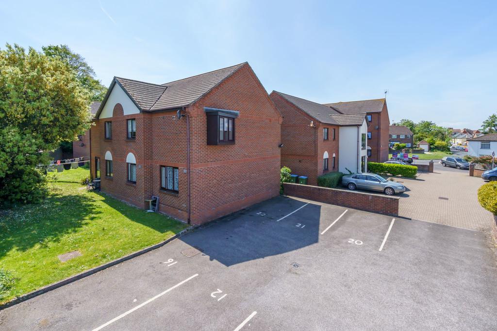 Melanies Gardens, Mead Lane, Bognor... 1 bed ground floor flat £150,000