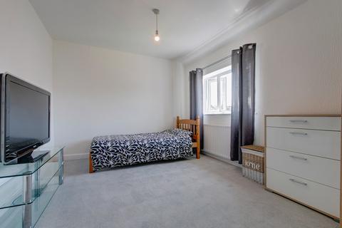 9 Cardy Close, Redditch, B97 6NU