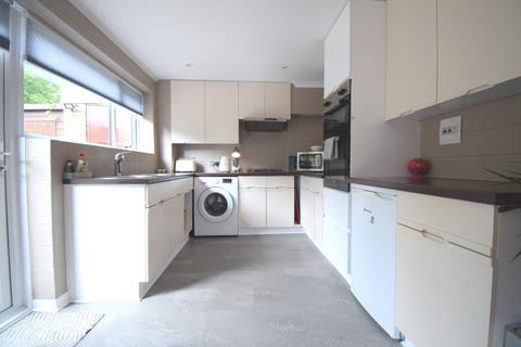43 Southview Close, Rayleigh, SS6 7LX