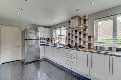 2 Ashton Croft, Solihull, B91 3TY
