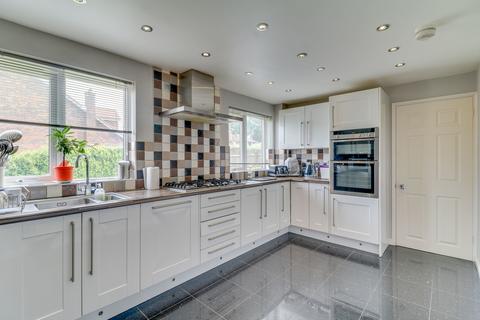 2 Ashton Croft, Solihull, B91 3TY