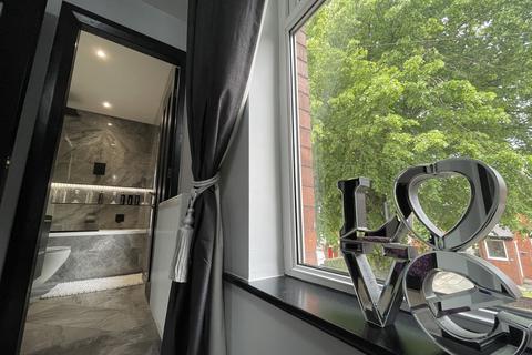 46 Avallon Way, Darwen, BB3 3JZ