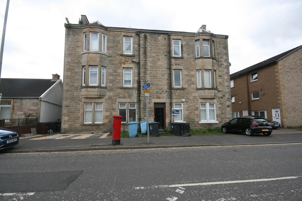 Cumbernauld Road, Muirhead 2 bed flat £595 pcm (£137 pw)