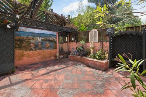 1 Tyrawley Road, London, SW6 4QG