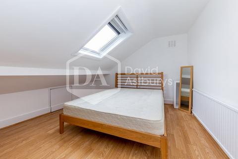 3 bedroom flat to rent, Fairbridge Road, Archway, London