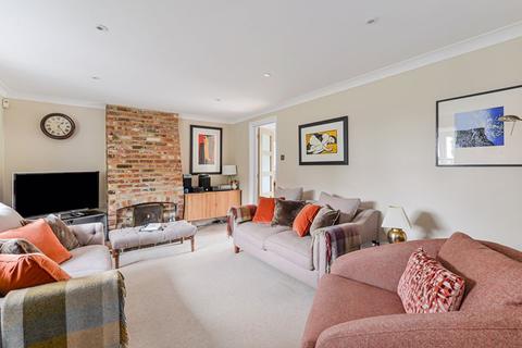 7 Brindles Field, Tonbridge, TN9 2YR