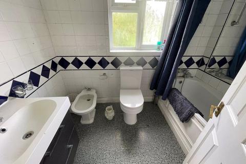 48 Ramillies Road, London, NW7 4LX