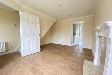 undefined, Ropeland Way, Horsham