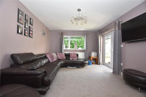 1 Driftholme Road, Drighlington, Bradford, BD11 1LR