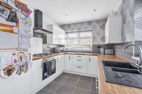 15 Oxton Drive, Tadcaster, LS24 8AH