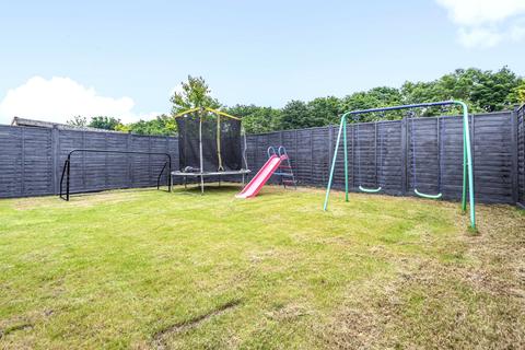 15 Oxton Drive, Tadcaster, LS24 8AH