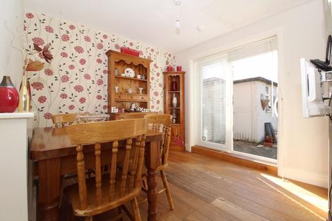 7 Balmoral Close, Walsall, WS4 1QX