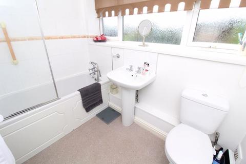7 Balmoral Close, Walsall, WS4 1QX