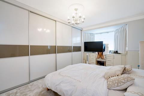 34 Barnham Road, Greenford, UB6 9LR