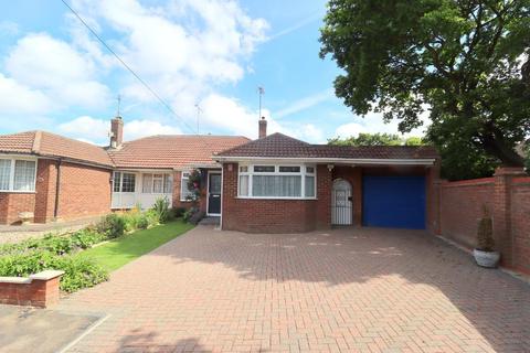 31 Hillcrest Avenue, Luton, LU2 7AB