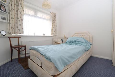31 Hillcrest Avenue, Luton, LU2 7AB