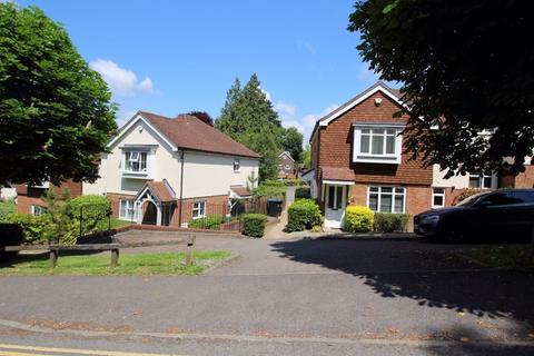 6 Windrushes, Caterham, CR3 6SP