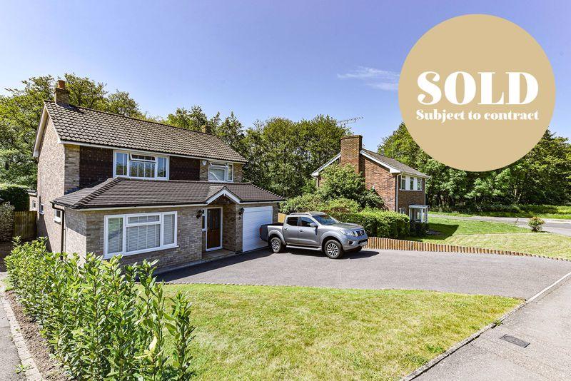 Shepherds Walk, Hassocks 4 bed detached house for sale £700,000