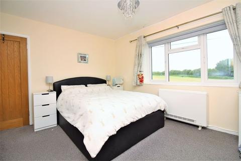25 Donyatt Hill, Ilminster, TA19 0RZ