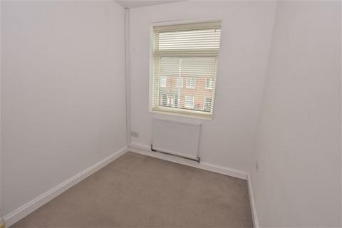 2 bedroom apartment to rent, Wilson Street, Wallsend