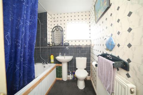 33 Bembridge, Telford, TF3 1NB