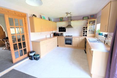8 Higher Croft, Eccles, Manchester, M30 7AT