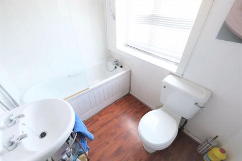 8 Higher Croft, Eccles, Manchester, M30 7AT