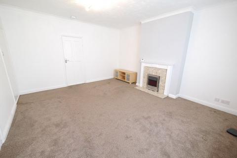 2 bedroom end of terrace house to rent, Station Road, Camperdown, Newcastle upon Tyne