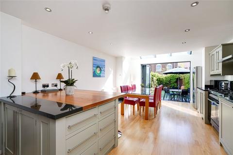 3d Castlebar Park, London, W5 1DD