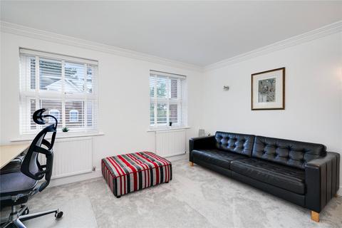 3d Castlebar Park, London, W5 1DD