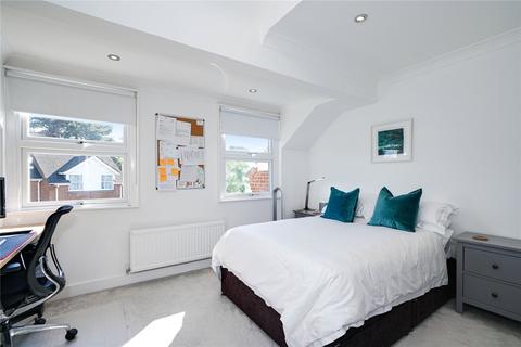 3d Castlebar Park, London, W5 1DD