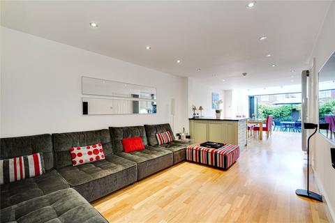 3d Castlebar Park, London, W5 1DD