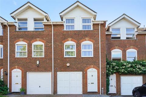 3d Castlebar Park, London, W5 1DD