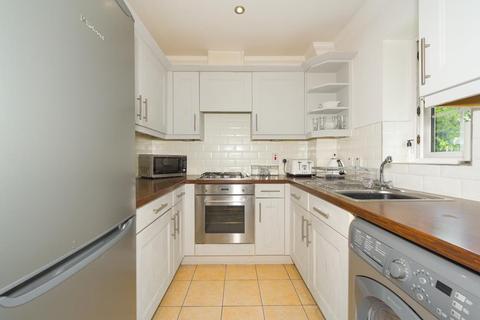 5 Willow Close, Banstead, SM7 1BN