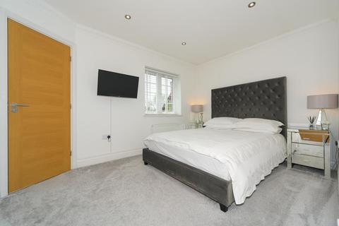5 Willow Close, Banstead, SM7 1BN