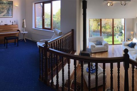 2 Troon Close, Littleover, Derby, DE23 4UA